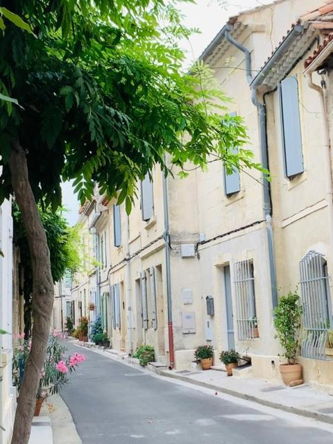 L'Oustaou D'Arles Villa Bagian luar foto